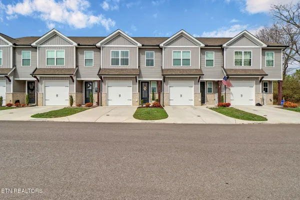 $334,700 | 495 Harper Village Way, Lenoir City, TN 37771