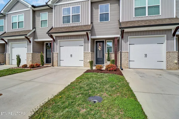 $334,700 | 495 Harper Village Way, Lenoir City, TN 37771