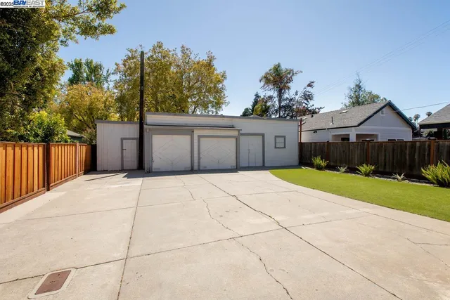 $1,095,000 | 920 Centennial Avenue, Alameda, CA 94501