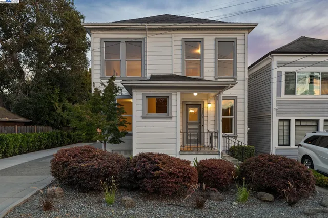 $1,095,000 | 920 Centennial Avenue, Alameda, CA 94501