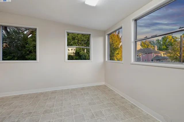 $1,095,000 | 920 Centennial Avenue, Alameda, CA 94501