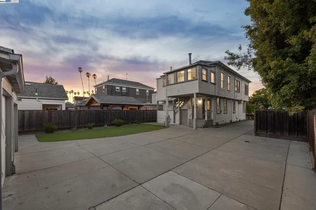 $1,095,000 | 920 Centennial Avenue, Alameda, CA 94501
