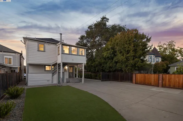 $1,095,000 | 920 Centennial Avenue, Alameda, CA 94501