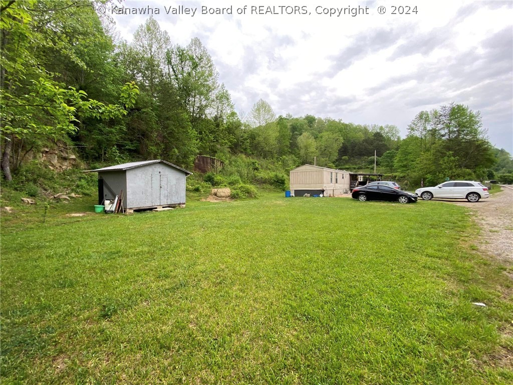 7225 Hamlin Road Hamlin, WV 25523 - Photo 15 of 20 Gallery Image 15