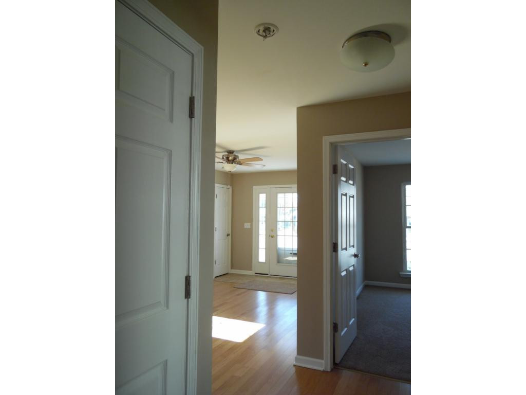 2216 Sherwood Road Kingsport, TN 37664 - Photo 28 of 33 Photo 28