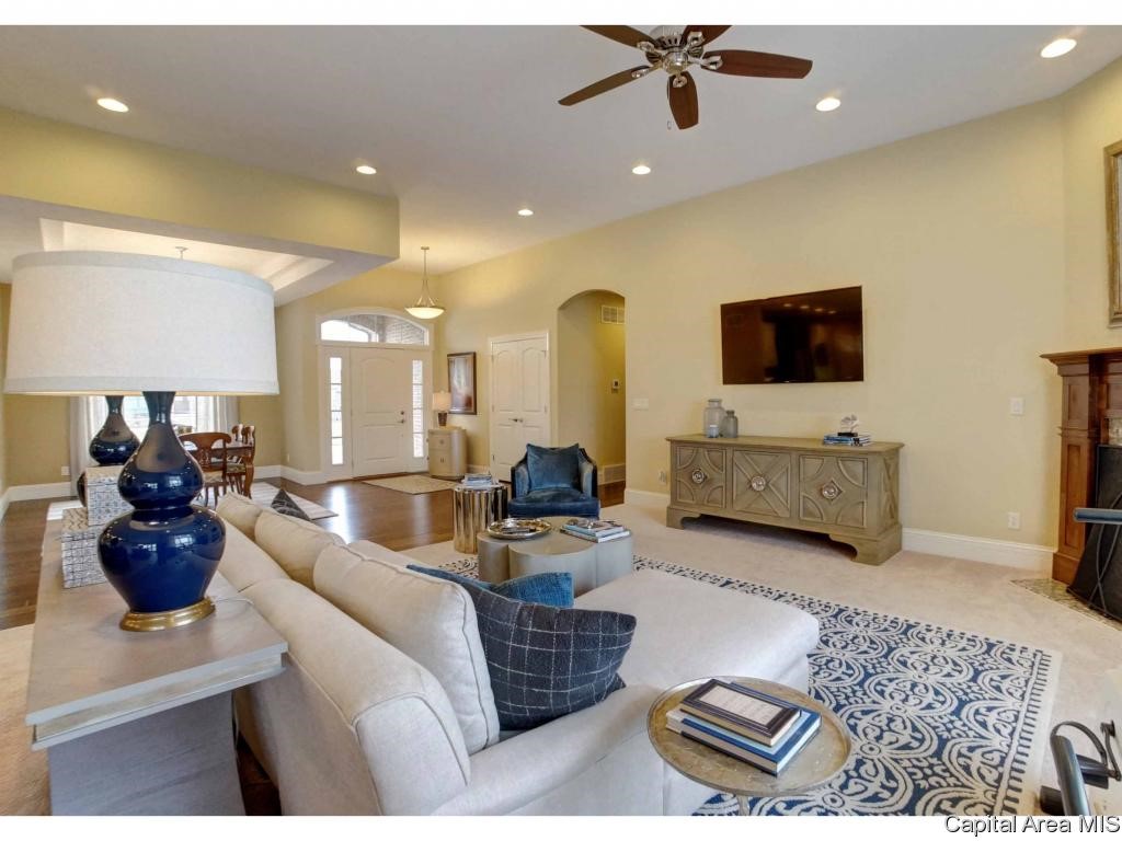 5305 Old Savannah Trail Springfield, IL 62711 - Photo 13 of 35 Gallery Image 13