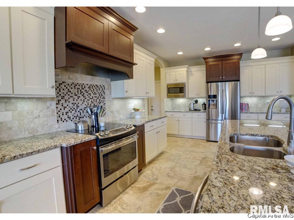 5305 Old Savannah Trail Springfield, IL 62711 - Photo 16 of 35 Gallery Image 16