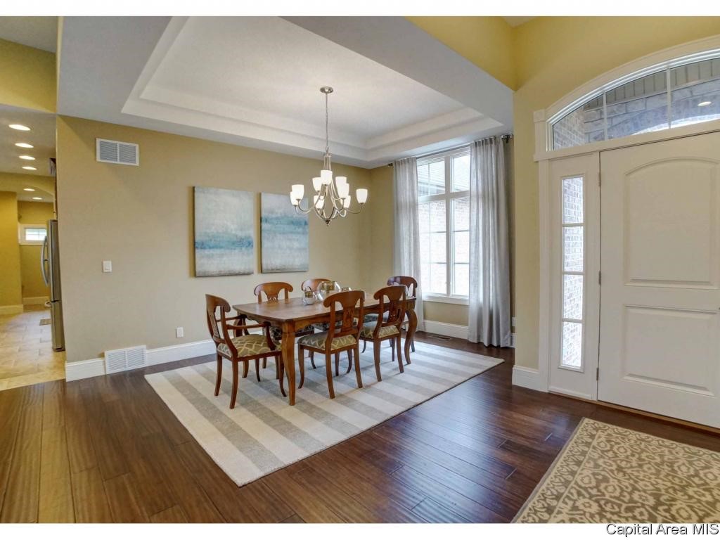 5305 Old Savannah Trail Springfield, IL 62711 - Photo 6 of 35 Gallery Image 6