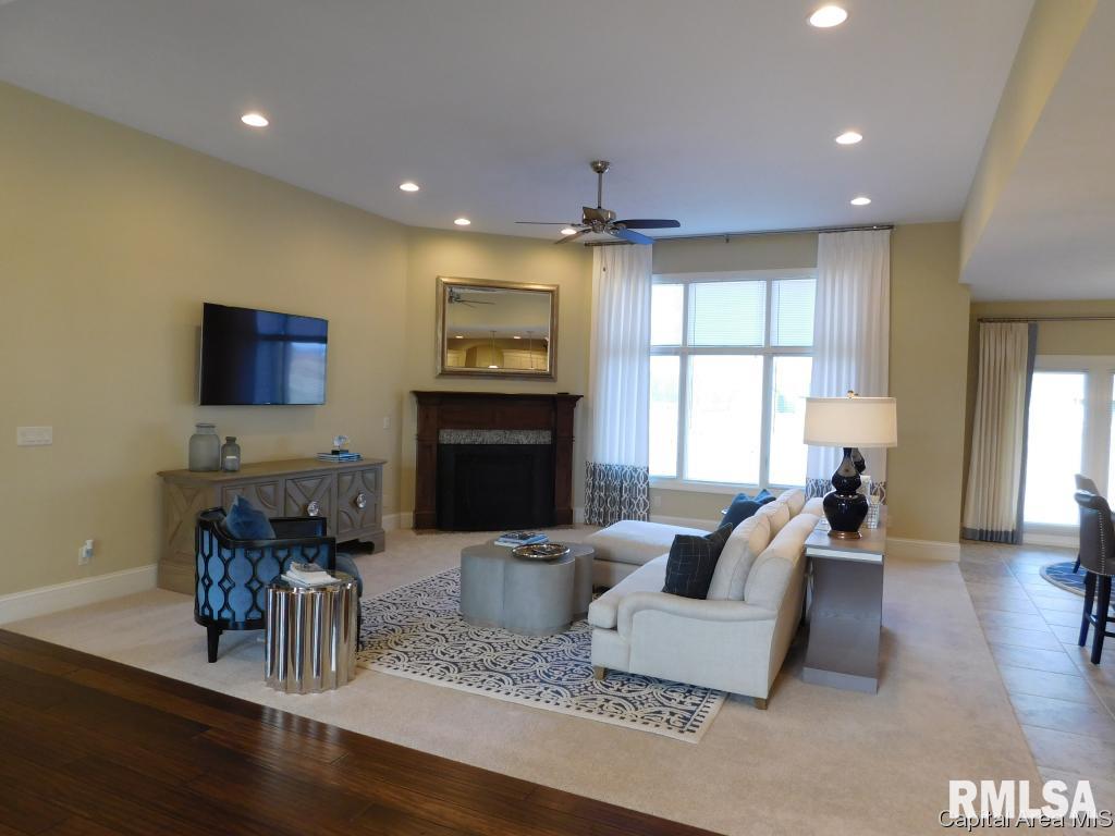 5305 Old Savannah Trail Springfield, IL 62711 - Photo 7 of 35 Gallery Image 7