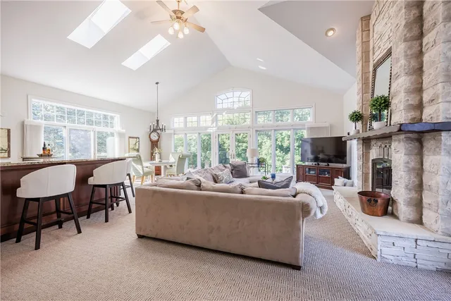 $995,000 | 68 Barchan Dune Rise, Victor, NY 14564