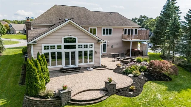 $995,000 | 68 Barchan Dune Rise, Victor, NY 14564