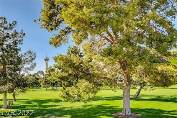 $5,000 | 2845 Queens Courtyard Drive, Las Vegas, NV 89109