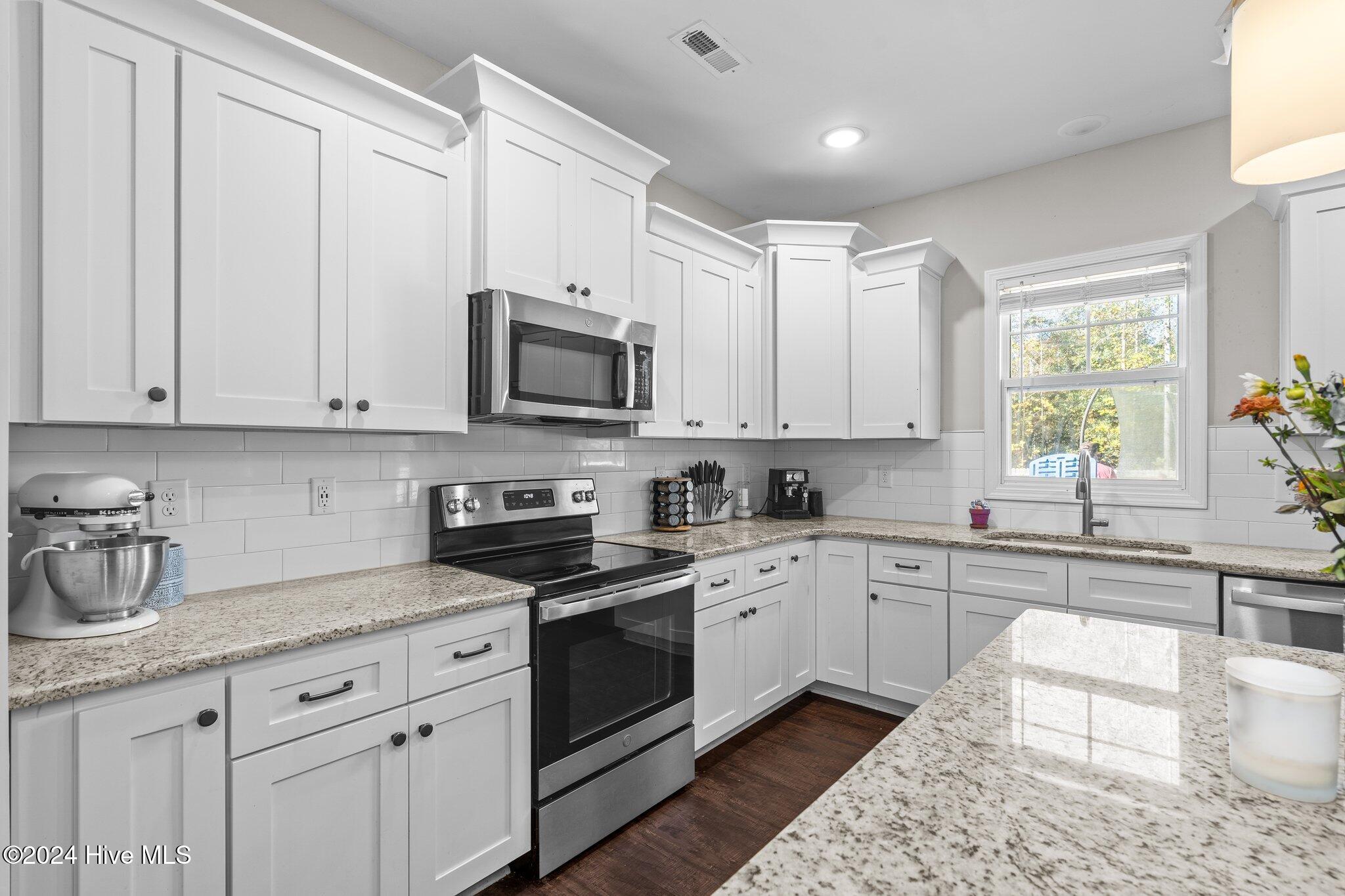 6983 Calloway Road Aberdeen, NC 28315 - Photo 30 of 51 32-web-or-mls-DSC07700