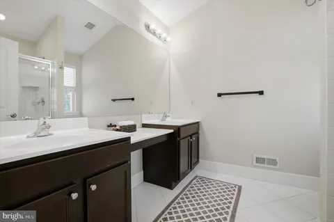 $425,000 | 15 Wildflower Court, Telford, PA 18969