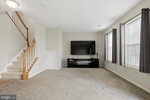 $425,000 | 15 Wildflower Court, Telford, PA 18969