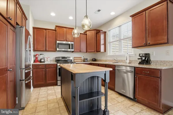 $425,000 | 15 Wildflower Court, Telford, PA 18969