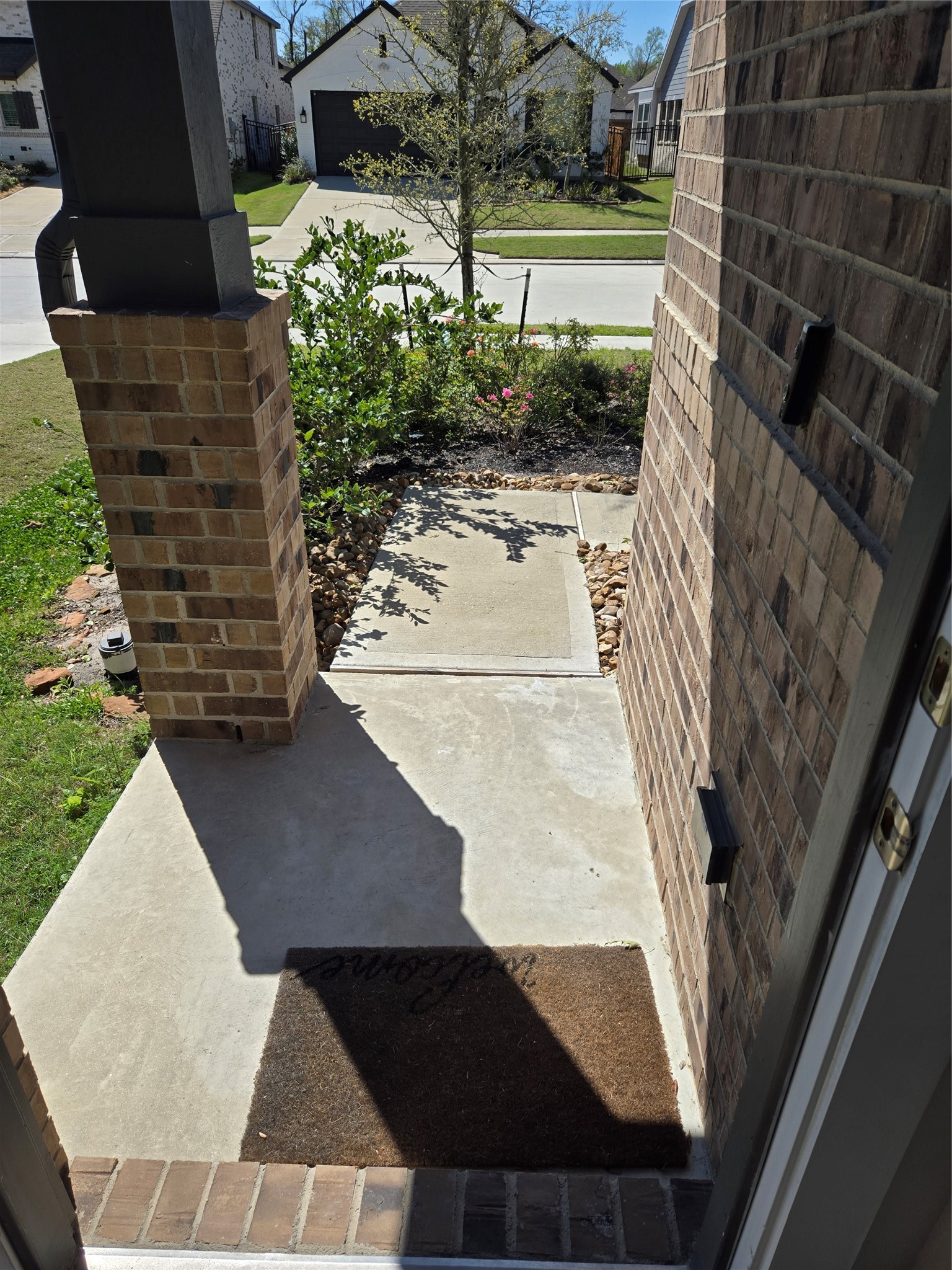 7844 Axis Rdg Drive Magnolia, TX 77354 - Photo 3 of 14