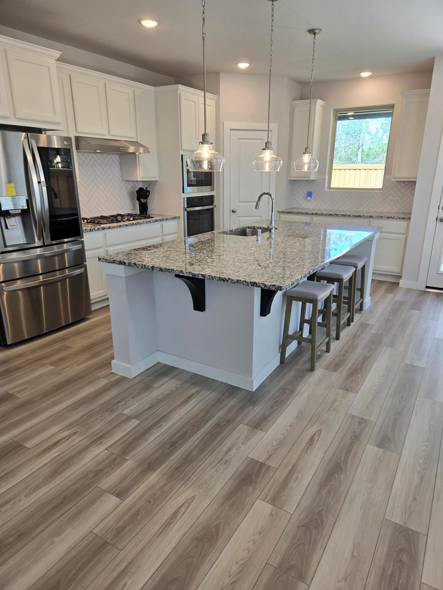 7844 Axis Rdg Drive Magnolia, TX 77354 - Photo 5 of 14