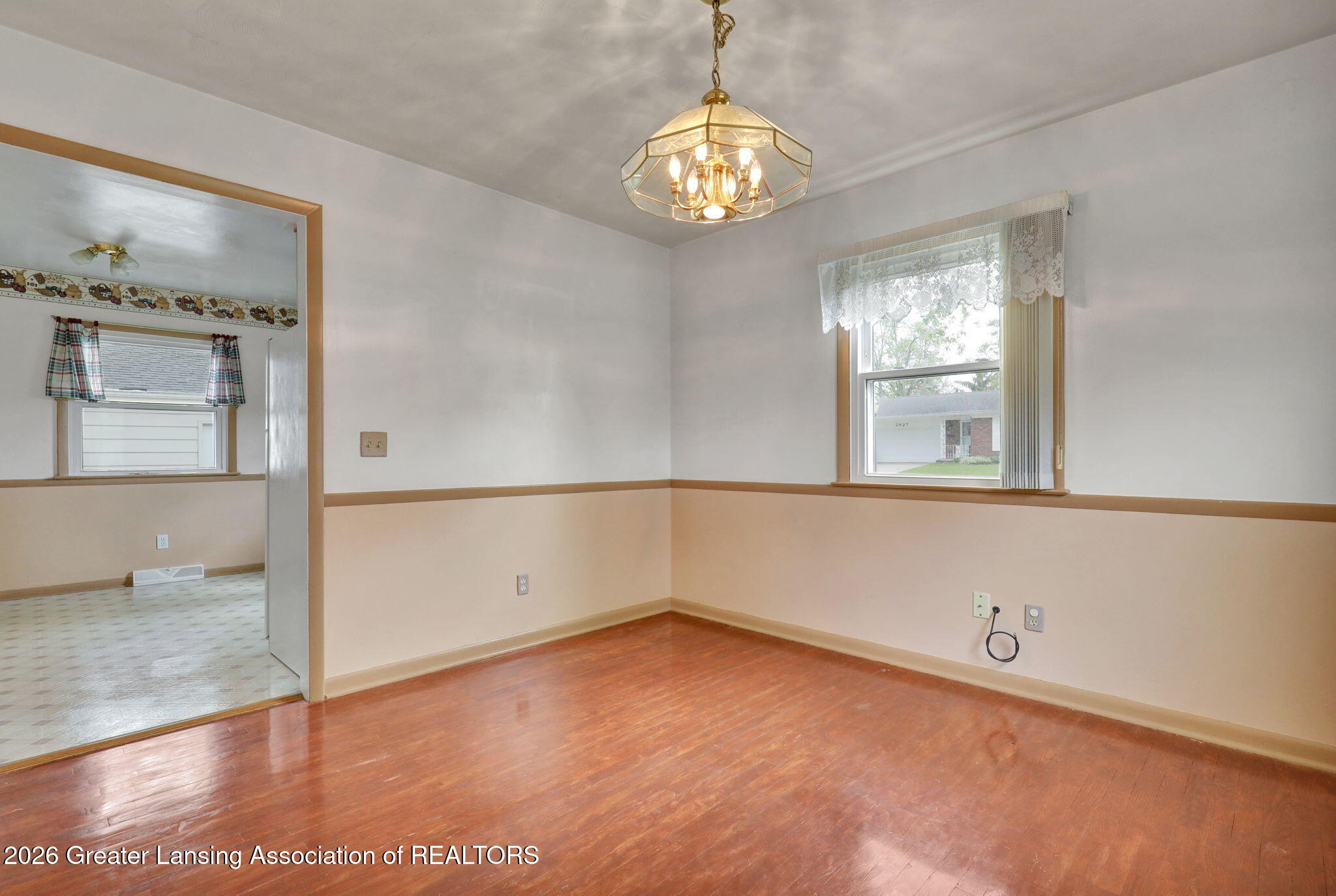 2525 Bedford Road Lansing, MI 48911 - Photo 10 of 31