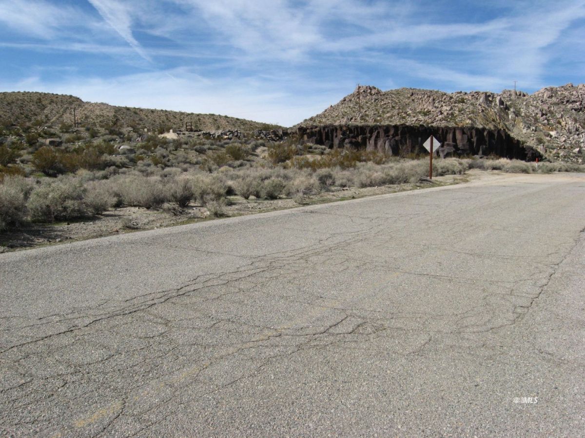 350 Little Lake Road Inyokern, CA 93527 - Photo 18 of 26 a view of terrace