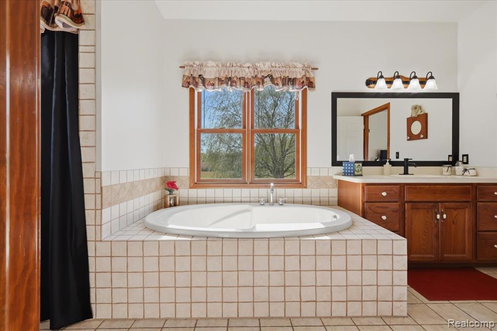 7868 Big Hand Road Columbus, MI 48063 - Photo 48 of 91