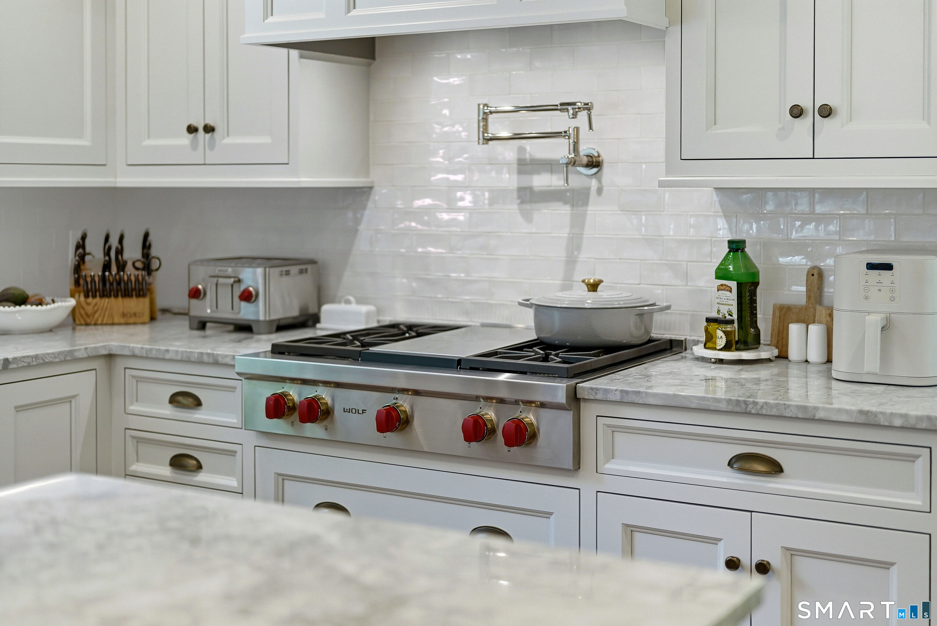 8 Hatchetts Hill Road Old Lyme, CT 06371 - Photo 7 of 39
