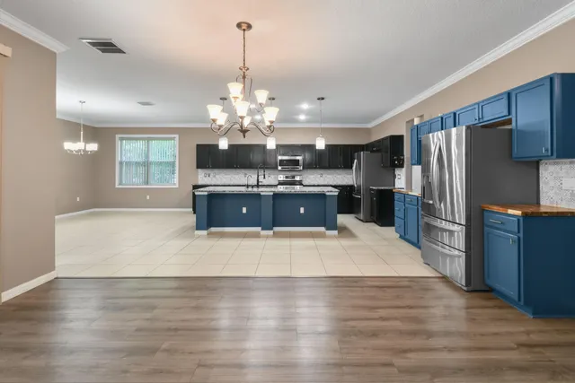 $660,000 | 1842 Southwest Lofgren Avenue, Port St. Lucie, FL 34953