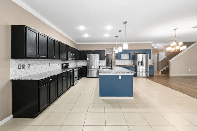 $660,000 | 1842 Southwest Lofgren Avenue, Port St. Lucie, FL 34953