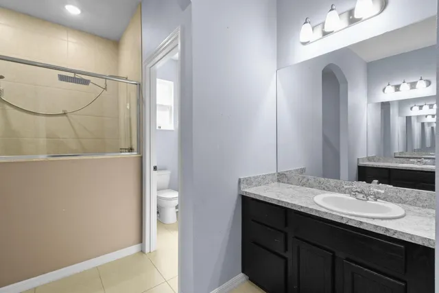 $660,000 | 1842 Southwest Lofgren Avenue, Port St. Lucie, FL 34953