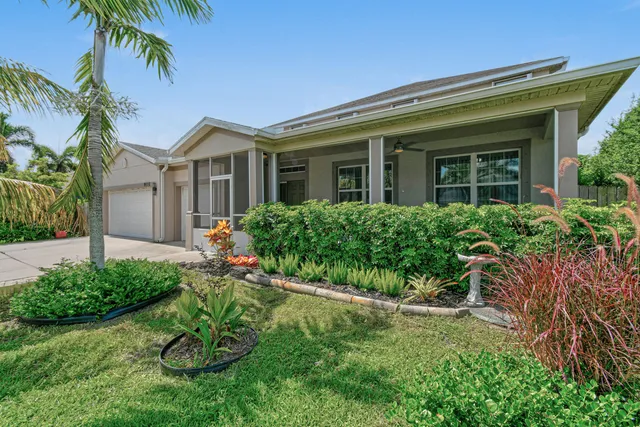 $660,000 | 1842 Southwest Lofgren Avenue, Port St. Lucie, FL 34953