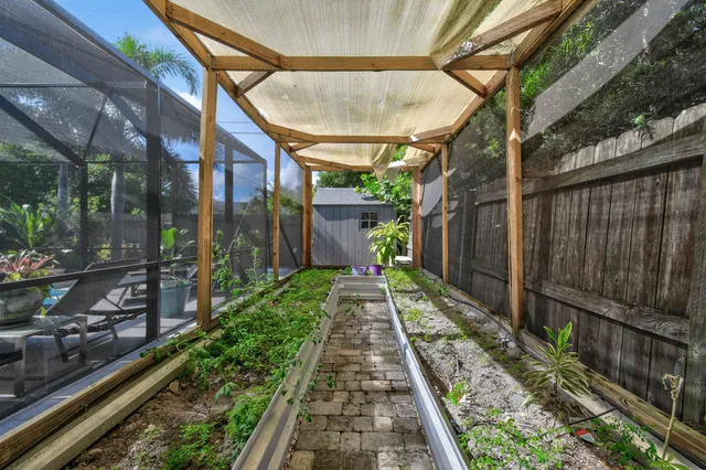 $660,000 | 1842 Southwest Lofgren Avenue, Port St. Lucie, FL 34953