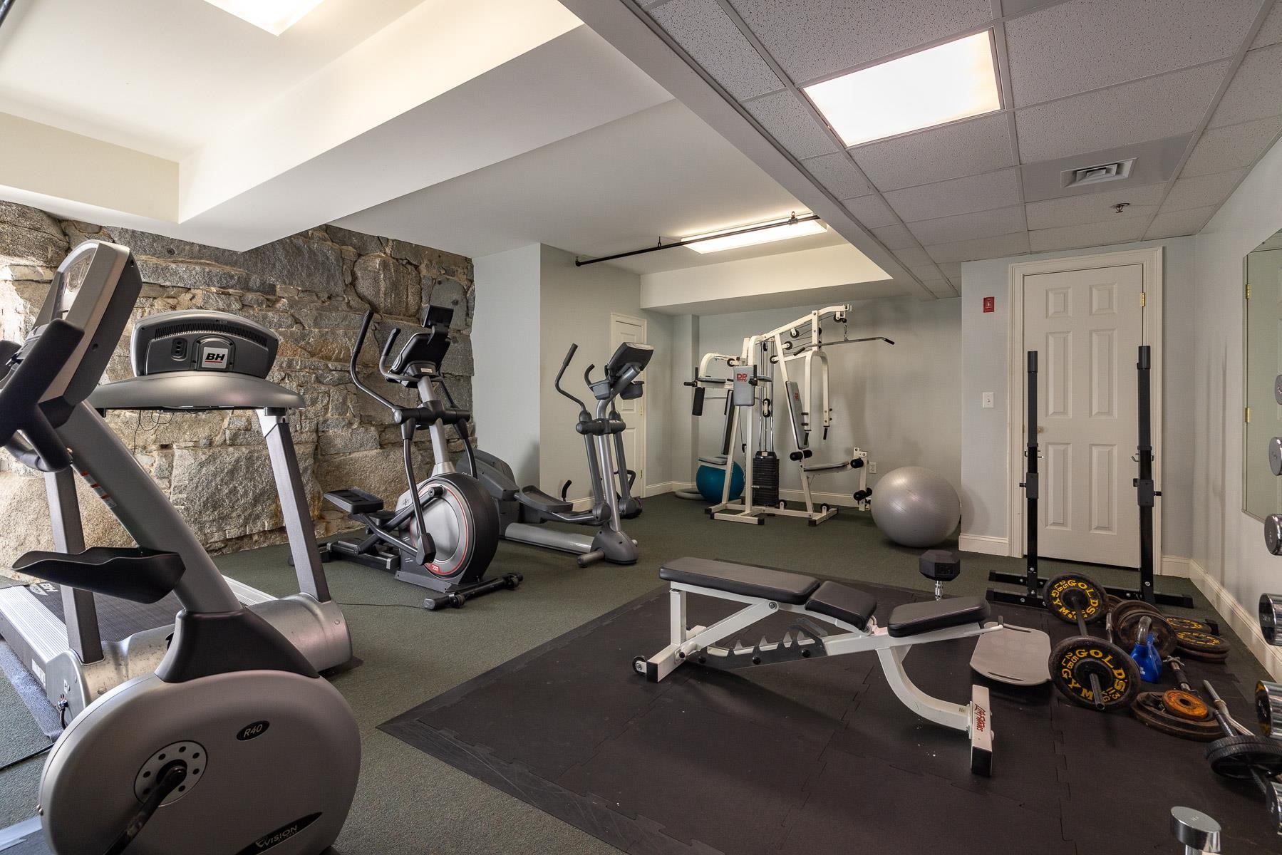 6 Bay Road, Unit 4 Newmarket, NH 03857 - Photo 46 of 60