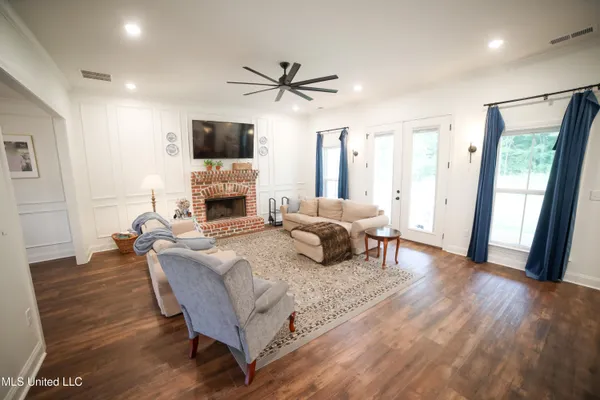 $560,000 | 13033 Pebble Vw Drive, Byhalia, MS 38611