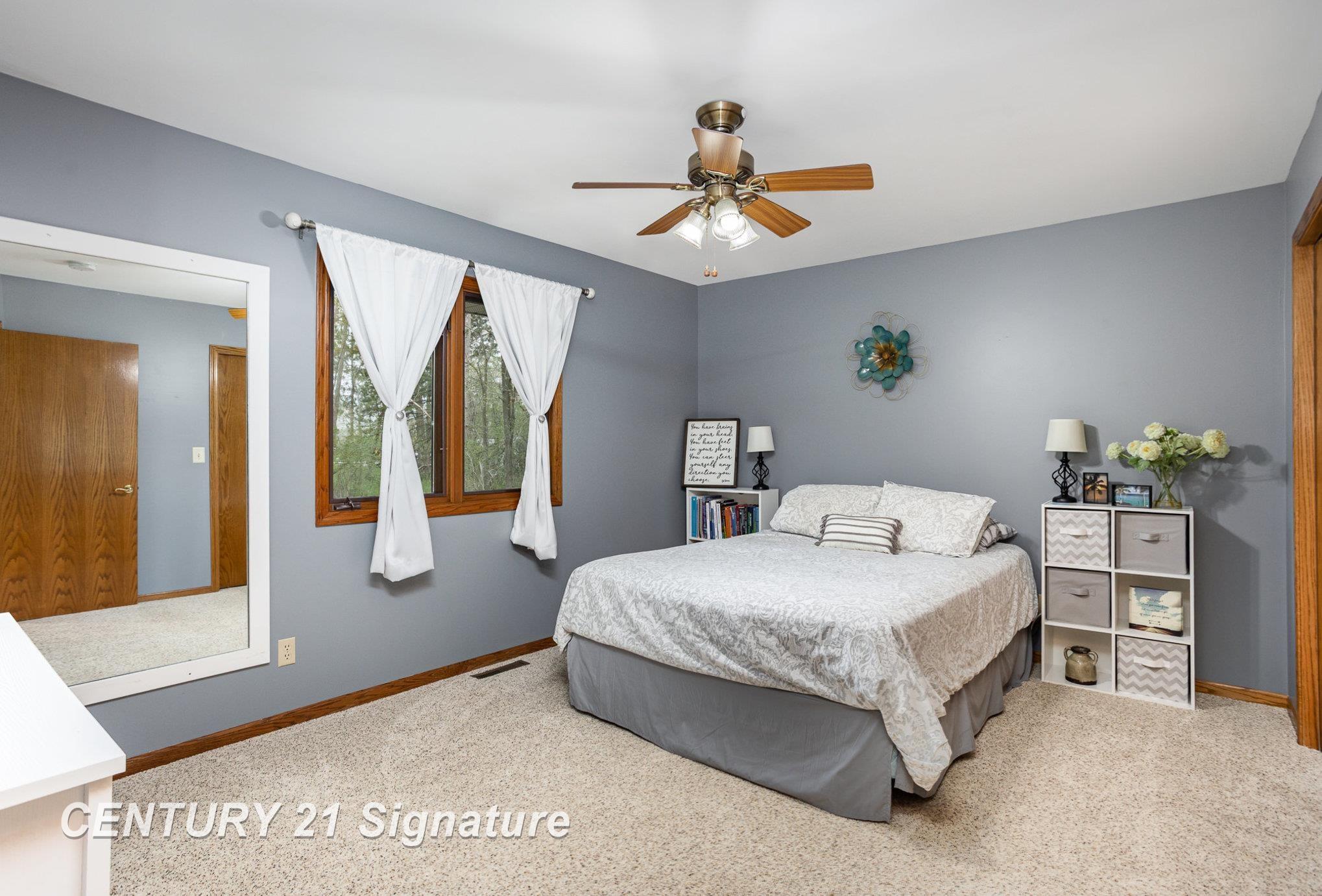 4031 Flajole Road Midland, MI 48642 - Photo 19 of 44 50174428-63339a1c-e0bd-4804-aed7-4be628889153.JPG