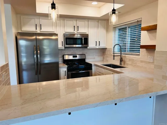 $4,495 | 4587 Cove Drive, Carlsbad, CA 92008