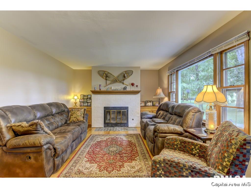 6279 North Walnut St Road Springfield, IL 62707 - Photo 4 of 30 Gallery Image 4