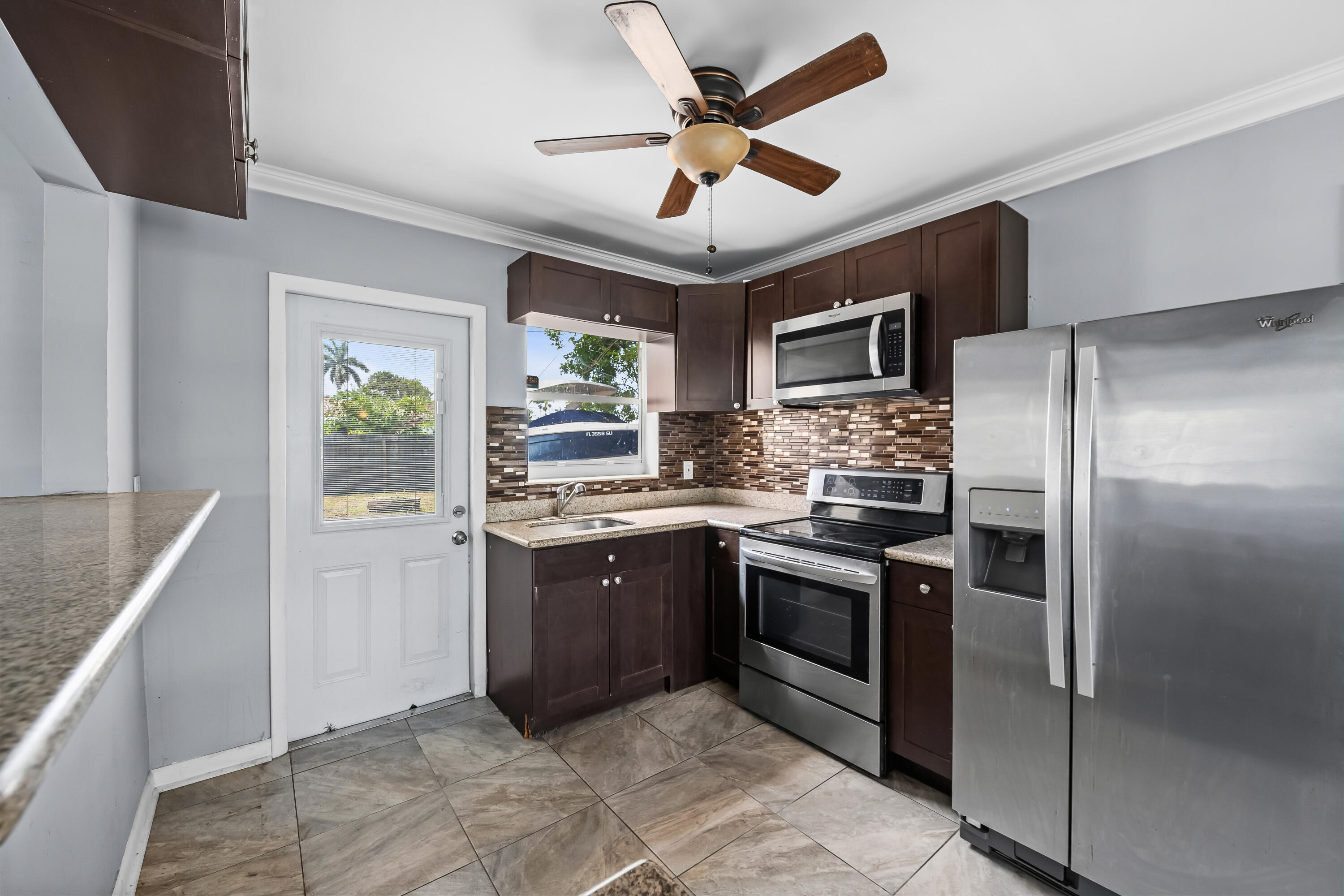 2199 Northeast 5th Avenue Boca Raton, FL 33431 - Photo 4 of 24 DSC_1581