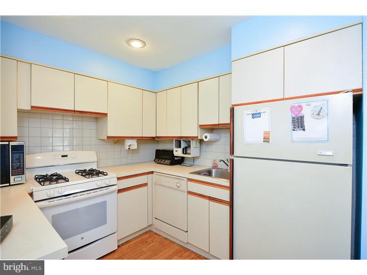 2207 Cambridge Road Broomall, PA 19008 - Photo 11 of 25 Gallery Image 11
