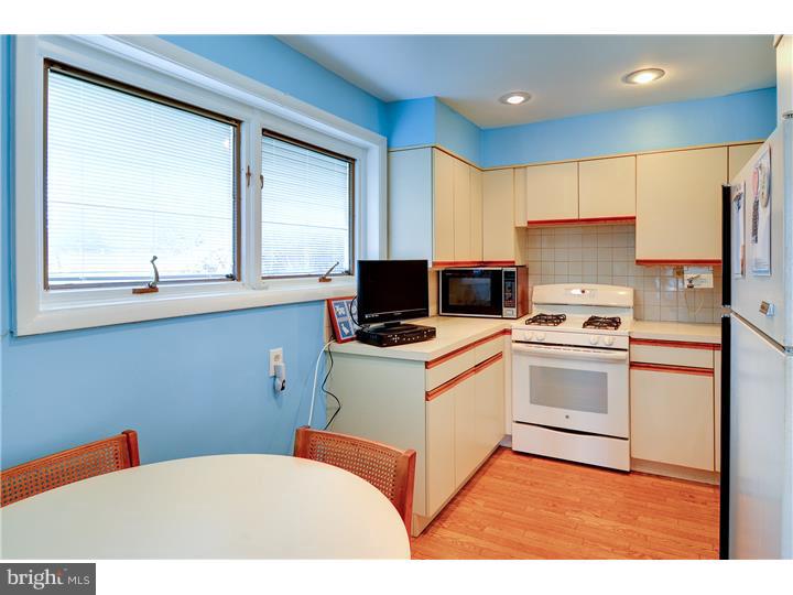 2207 Cambridge Road Broomall, PA 19008 - Photo 12 of 25 Gallery Image 12