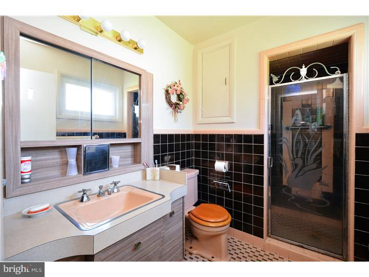 2207 Cambridge Road Broomall, PA 19008 - Photo 15 of 25 Gallery Image 15