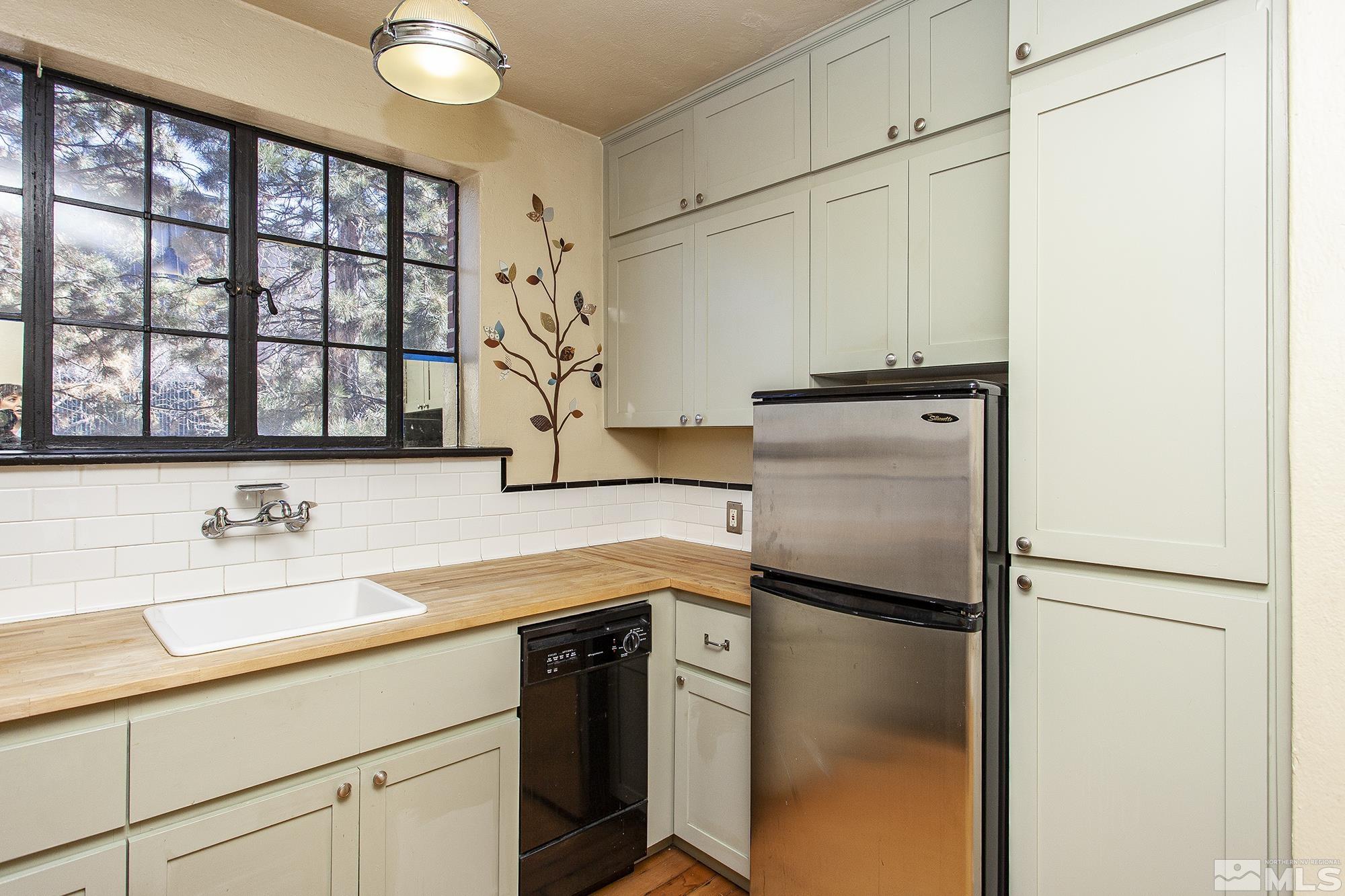 1050 West 2nd Street Reno, NV 89503 - Photo 34 of 40