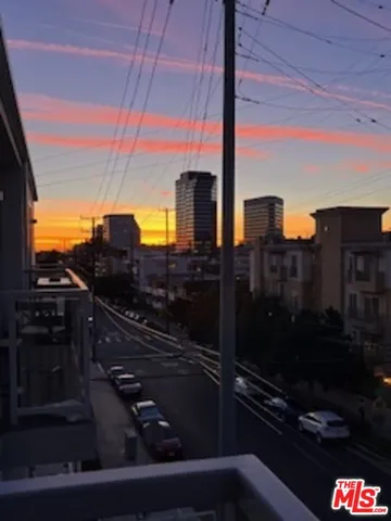 $4,800 | 1301 South Westgate Avenue, Unit 302, Los Angeles, CA 90025
