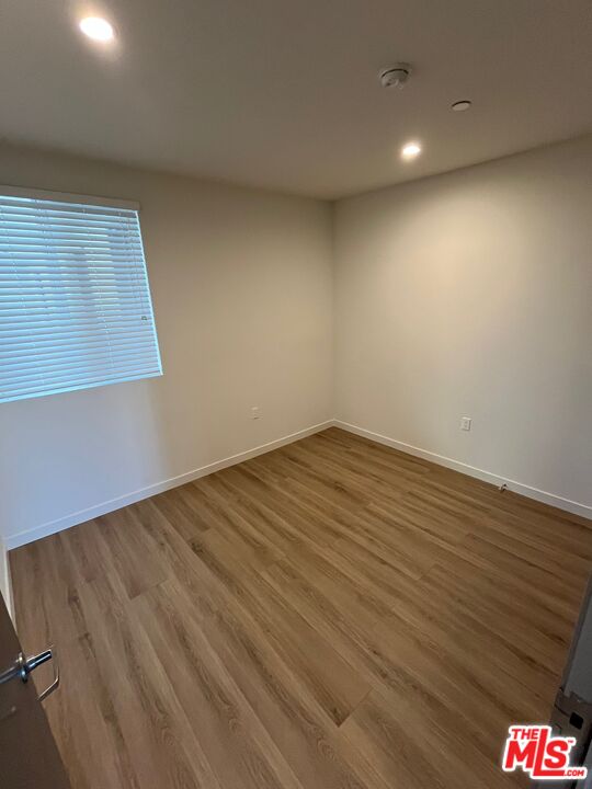1301 South Westgate Avenue, Unit 302 Los Angeles, CA 90025 - Photo 7 of 12 a view of room