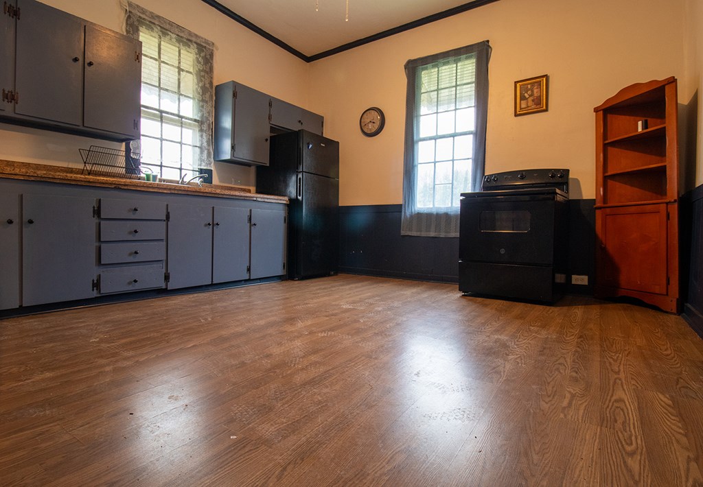 281 Madison Street Talbotton, GA 31827 - Photo 5 of 17