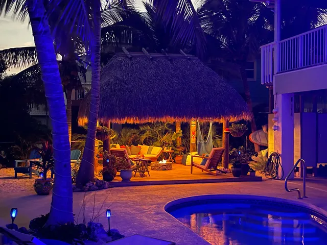 $1,300,000 | 537 Heck Avenue, Summerland Key, FL 33042