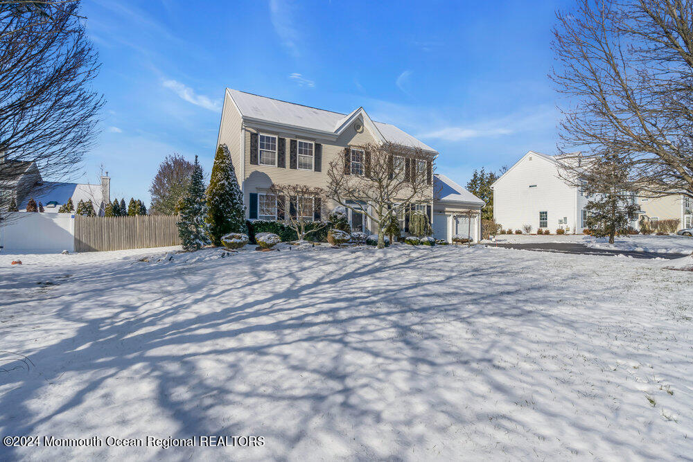 21 Vanderveer Road Freehold, NJ 07728 - Photo 4 of 63 009_ey208542