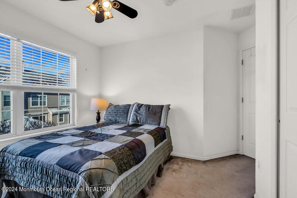 21 Vanderveer Road Freehold, NJ 07728 - Photo 49 of 63 060_ey208445