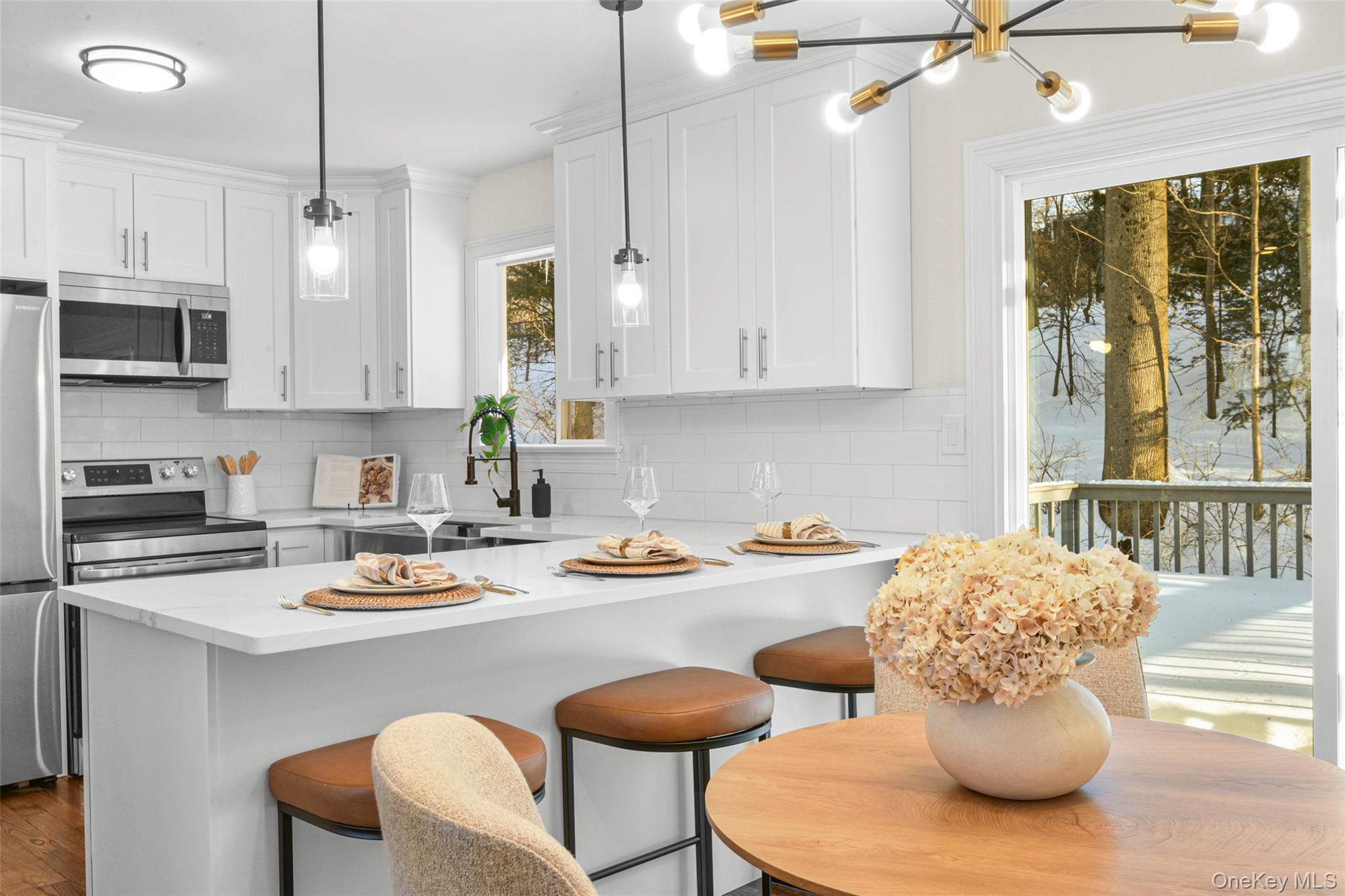 102 Ridge Road Cortlandt Manor, NY 10567 - Photo 15 of 37