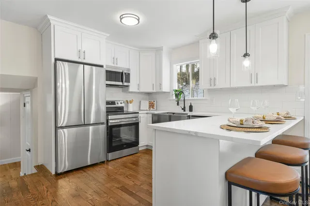 $625,000 | 102 Ridge Road, Cortlandt Manor, NY 10567