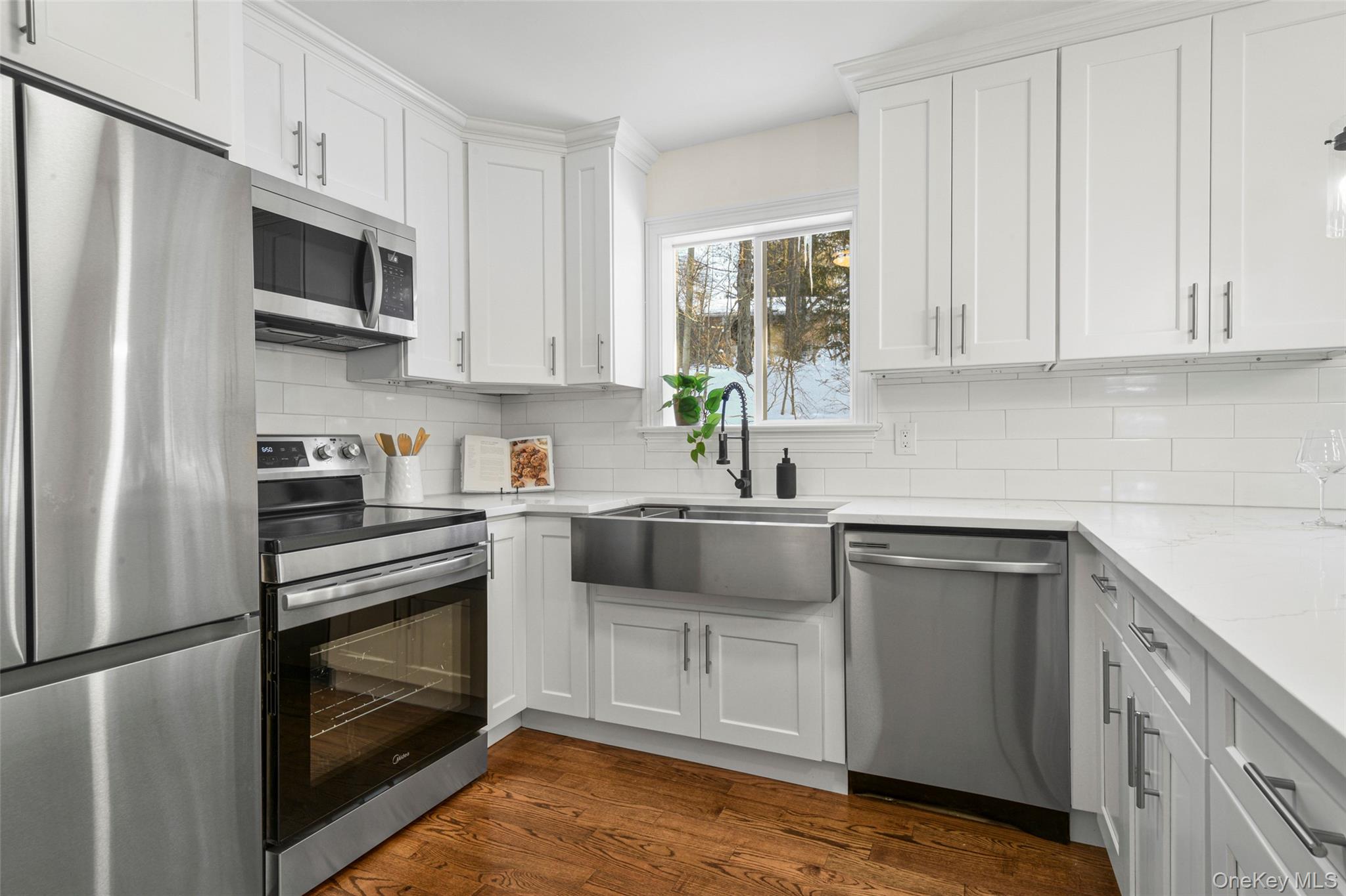 102 Ridge Road Cortlandt Manor, NY 10567 - Photo 18 of 37